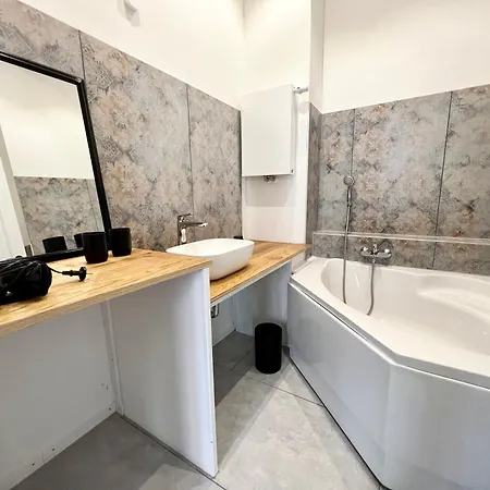 Historisches Altstadt Juwel Mit 2 Zimmern Inklusive Netflix * Stade